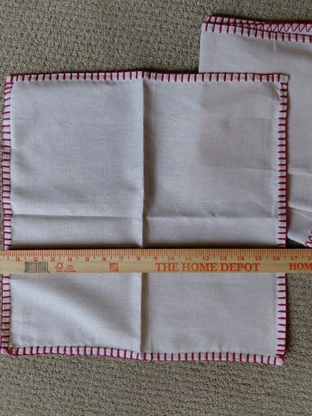 BLANKET STITCHED NAPKINS